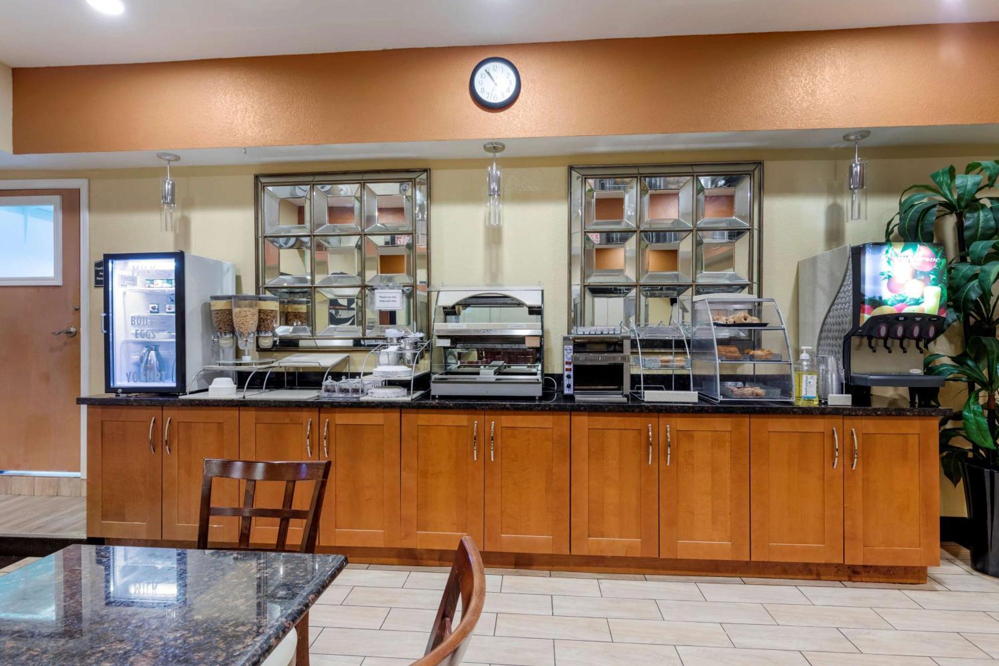 Best Western Plus Rockwall Inn & Suites Bagian luar foto